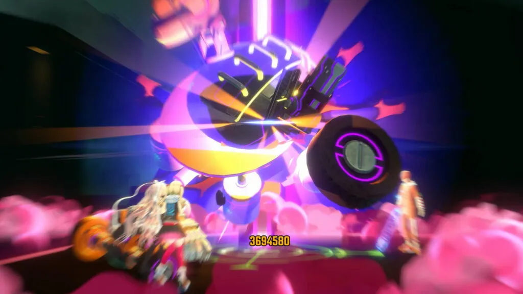 『トライブナイン』のゲーム画面。ツキのアルティメットで300万超えのダメージを出している場面。